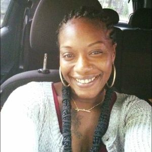 Meet your Posher, Katina